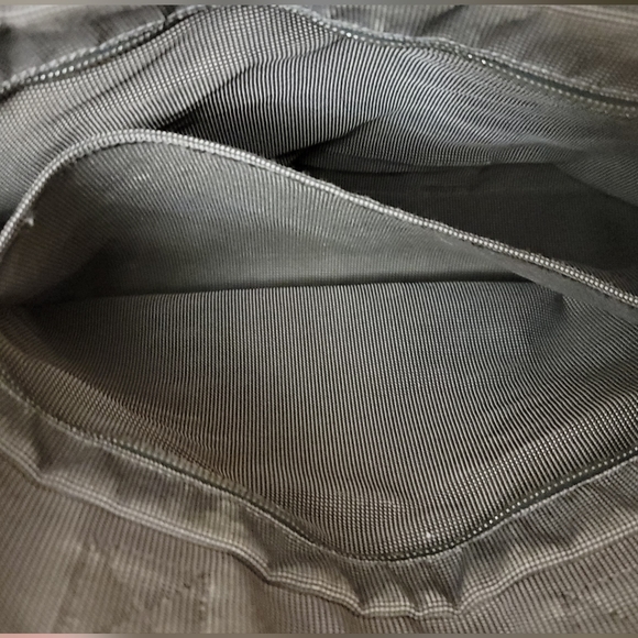 Authentic Hermès Herline Grey Canvas Tote - Picture 3 of 16